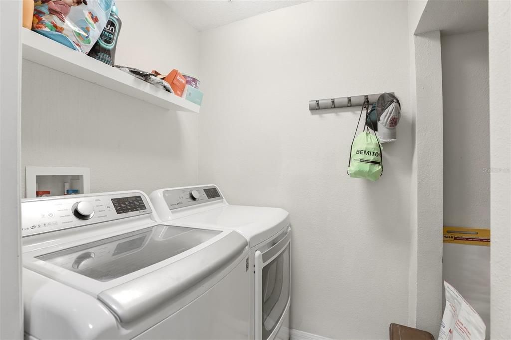 For Sale: $274,999 (3 beds, 2 baths, 1544 Square Feet)