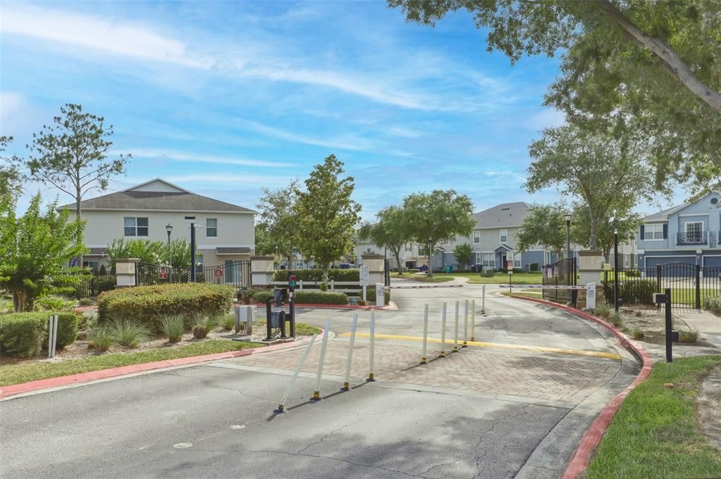 For Sale: $274,999 (3 beds, 2 baths, 1544 Square Feet)