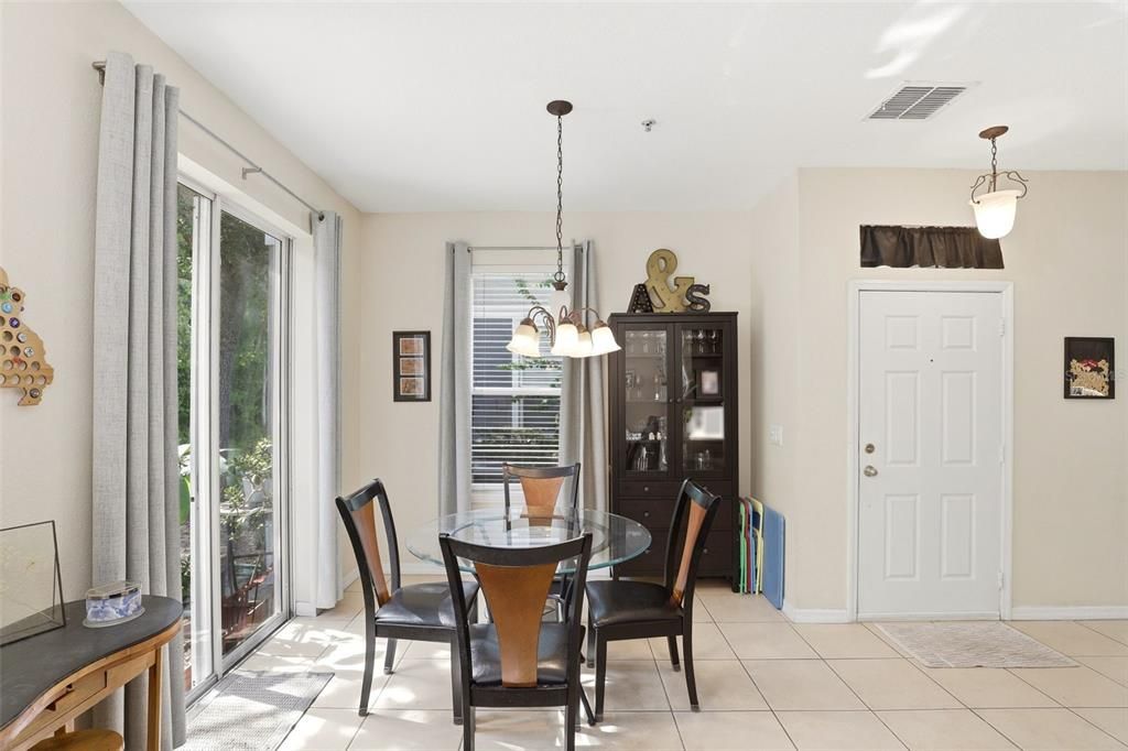 For Sale: $274,999 (3 beds, 2 baths, 1544 Square Feet)