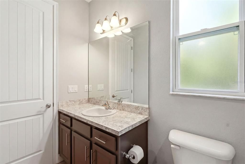 For Sale: $800,000 (4 beds, 3 baths, 2559 Square Feet)