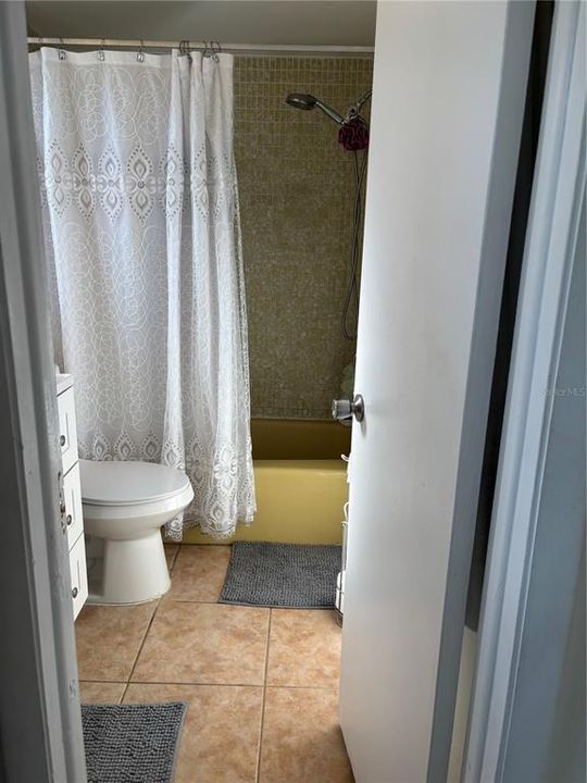 For Sale: $260,000 (2 beds, 2 baths, 1156 Square Feet)