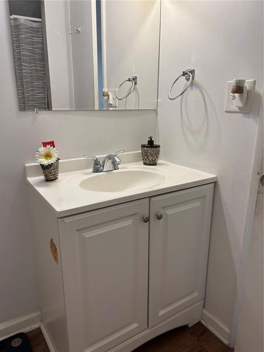 For Sale: $260,000 (2 beds, 2 baths, 1156 Square Feet)
