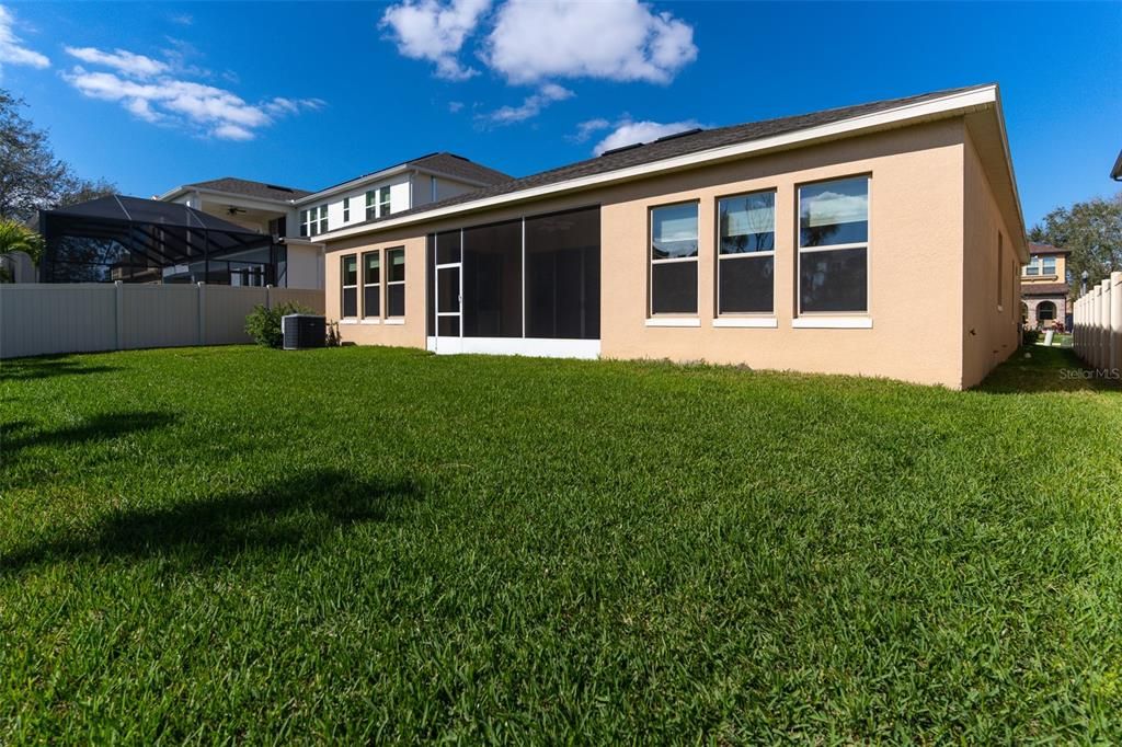 For Sale: $675,000 (4 beds, 4 baths, 2800 Square Feet)