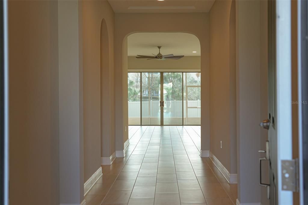For Sale: $675,000 (4 beds, 4 baths, 2800 Square Feet)