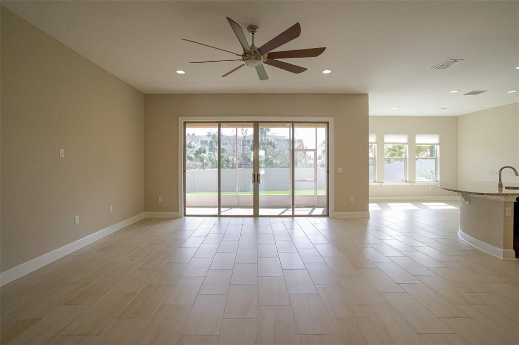 For Sale: $675,000 (4 beds, 4 baths, 2800 Square Feet)