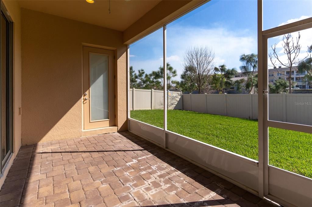 For Sale: $675,000 (4 beds, 4 baths, 2800 Square Feet)