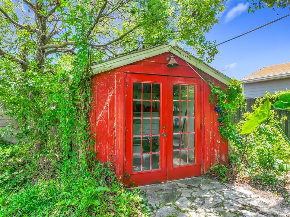 For Sale: $379,900 (3 beds, 2 baths, 1458 Square Feet)
