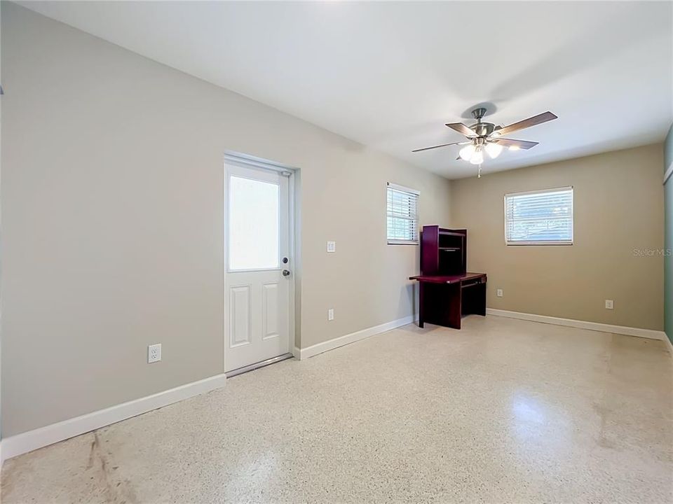 For Sale: $379,900 (3 beds, 2 baths, 1458 Square Feet)