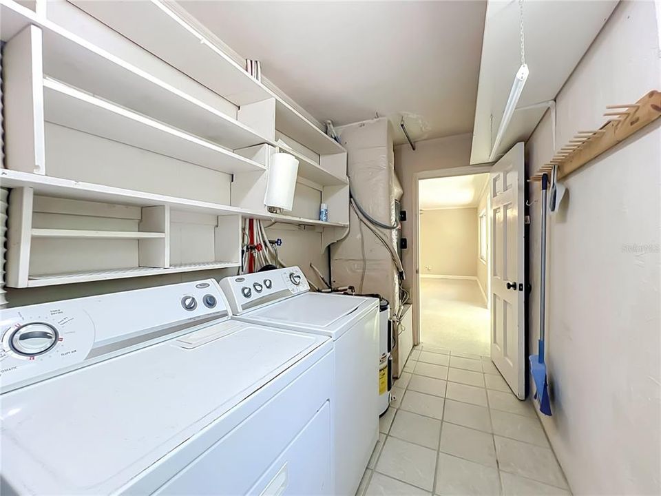 For Sale: $379,900 (3 beds, 2 baths, 1458 Square Feet)
