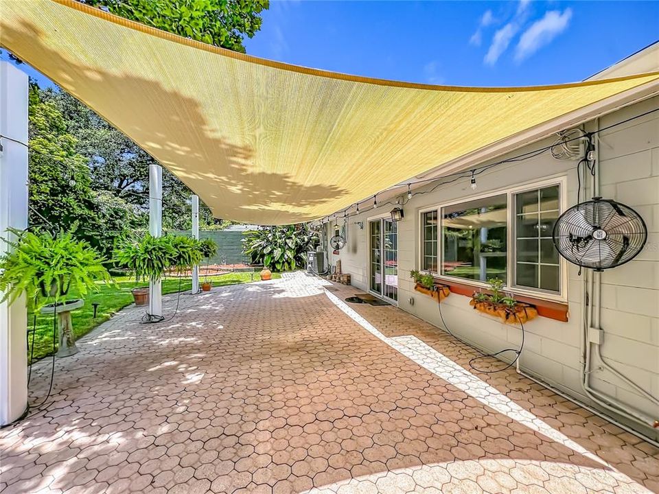 For Sale: $379,900 (3 beds, 2 baths, 1458 Square Feet)