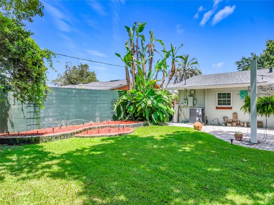 For Sale: $379,900 (3 beds, 2 baths, 1458 Square Feet)