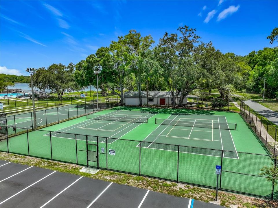 For Sale: $379,900 (3 beds, 2 baths, 1458 Square Feet)