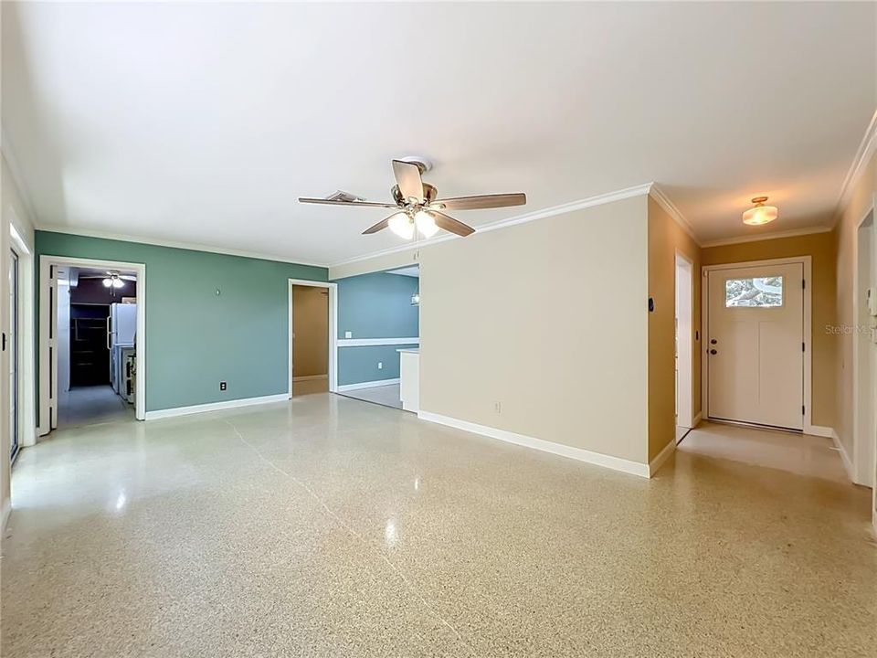 For Sale: $379,900 (3 beds, 2 baths, 1458 Square Feet)