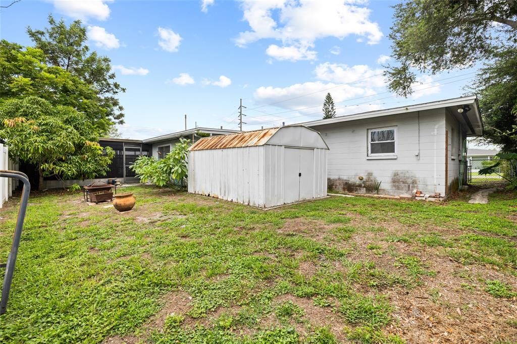 Active With Contract: $365,000 (4 beds, 2 baths, 1311 Square Feet)