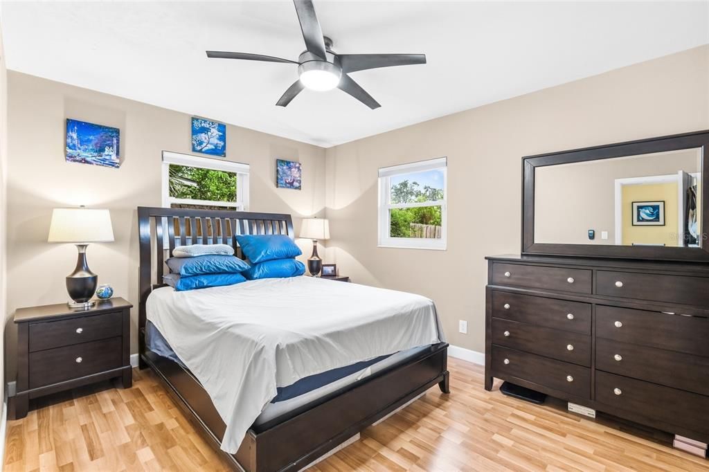 Active With Contract: $365,000 (4 beds, 2 baths, 1311 Square Feet)