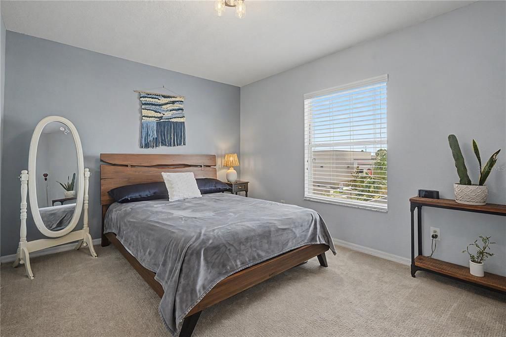 For Sale: $475,000 (3 beds, 2 baths, 2481 Square Feet)