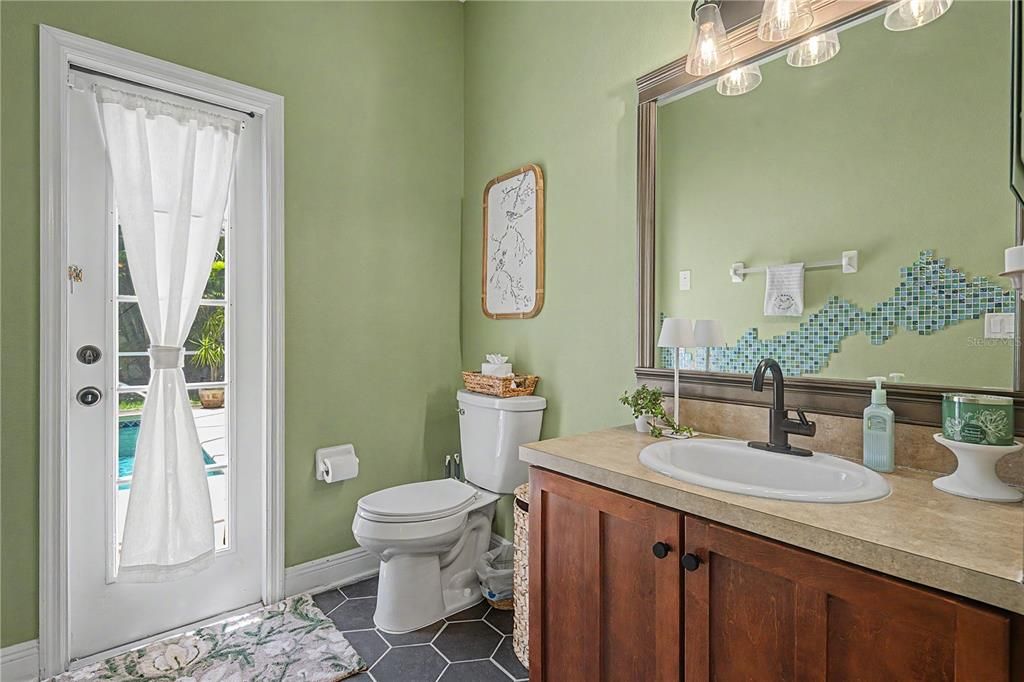 For Sale: $475,000 (3 beds, 2 baths, 2481 Square Feet)