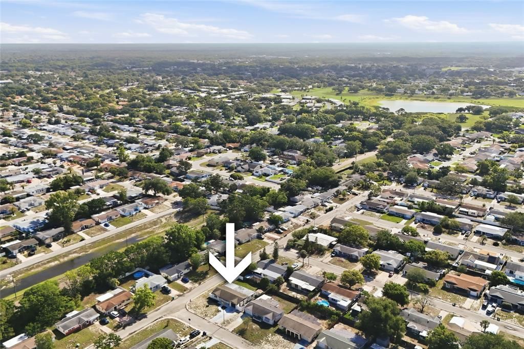 En Venta: $300,000 (3 camas, 2 baños, 1336 Pies cuadrados)