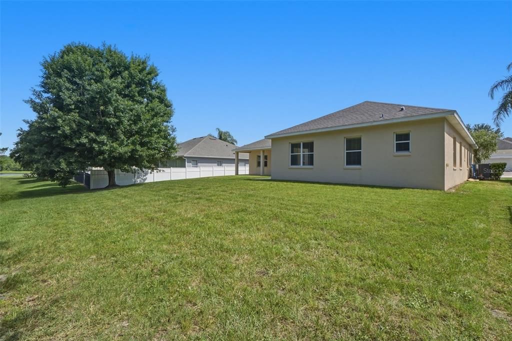 For Sale: $574,000 (4 beds, 3 baths, 2653 Square Feet)