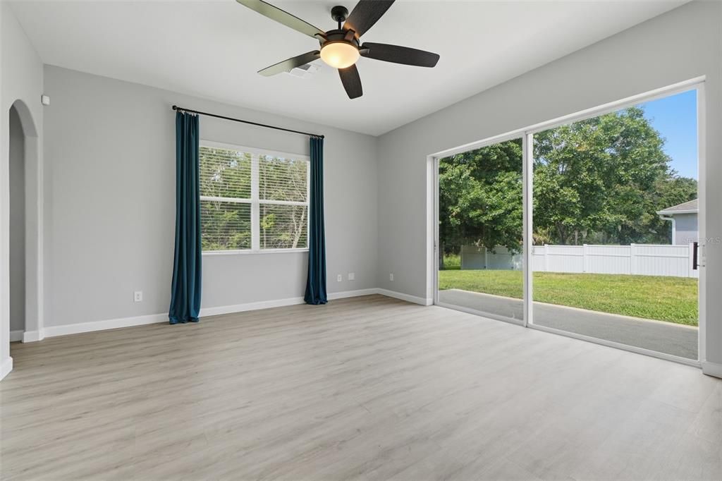 For Sale: $574,000 (4 beds, 3 baths, 2653 Square Feet)