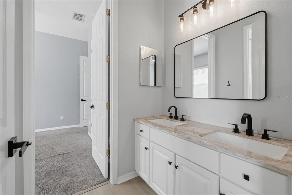 For Sale: $574,000 (4 beds, 3 baths, 2653 Square Feet)