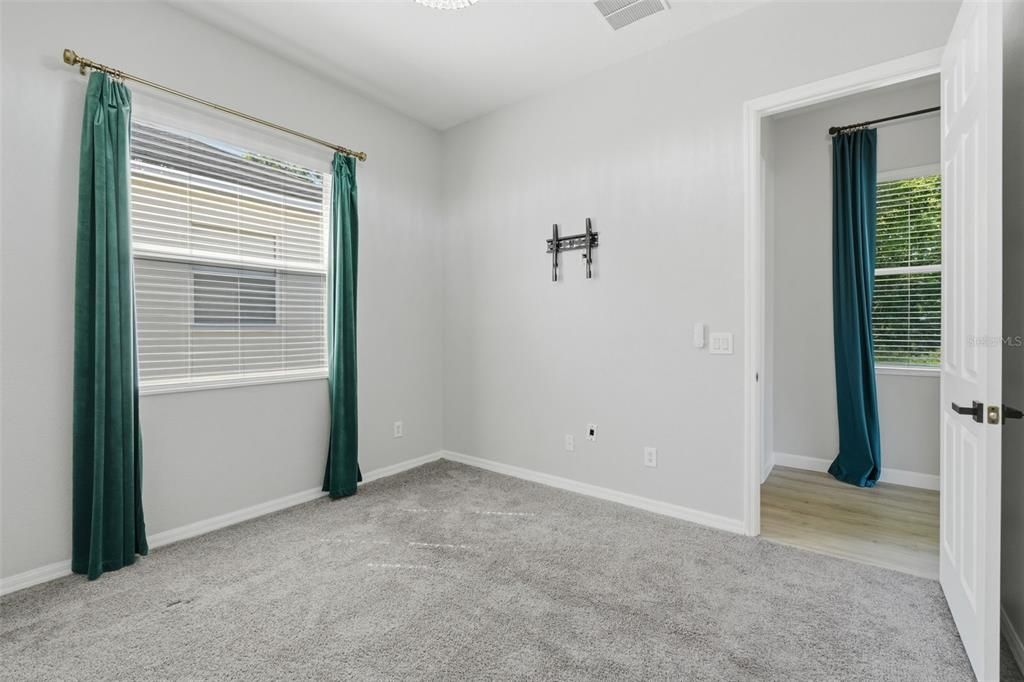 For Sale: $574,000 (4 beds, 3 baths, 2653 Square Feet)
