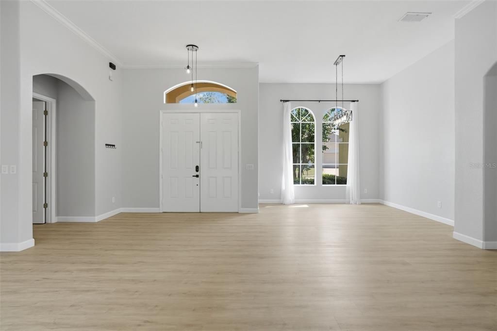 For Sale: $574,000 (4 beds, 3 baths, 2653 Square Feet)