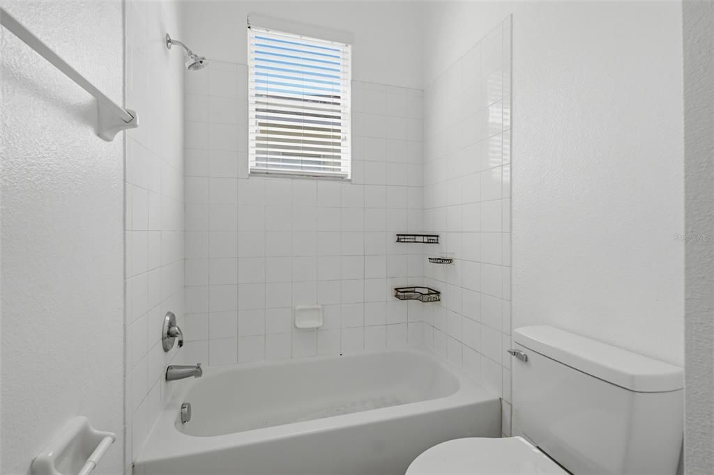 For Sale: $574,000 (4 beds, 3 baths, 2653 Square Feet)