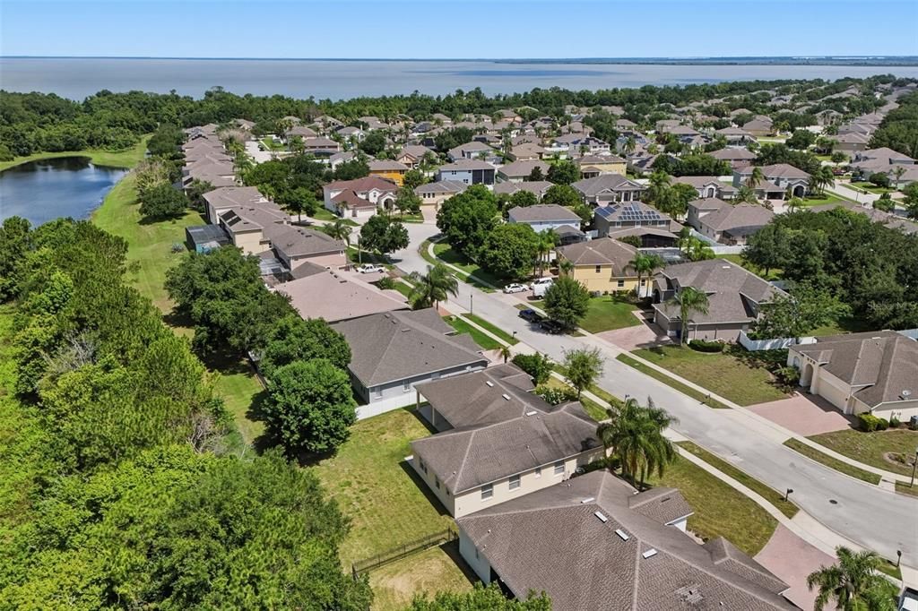 For Sale: $574,000 (4 beds, 3 baths, 2653 Square Feet)