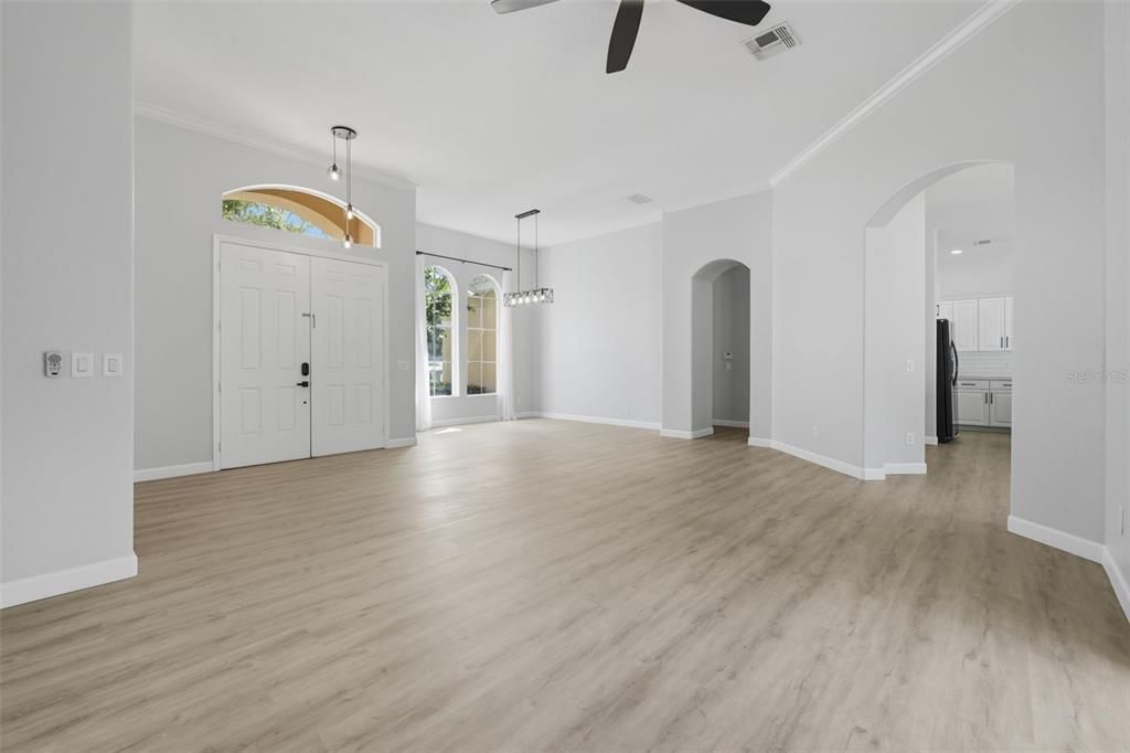 For Sale: $574,000 (4 beds, 3 baths, 2653 Square Feet)