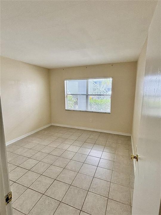 В аренду: $1,650 (3 спален, 2 ванн, 1233 Квадратных фут)