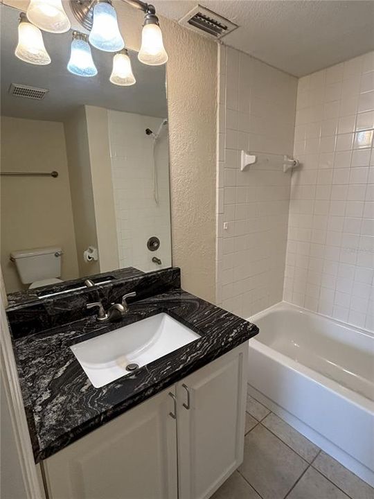 В аренду: $1,650 (3 спален, 2 ванн, 1233 Квадратных фут)