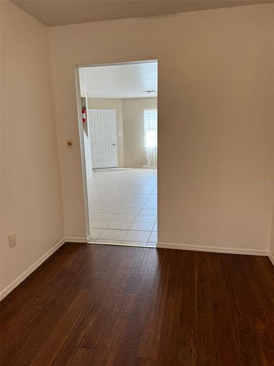 В аренду: $1,400 (2 спален, 1 ванн, 1236 Квадратных фут)