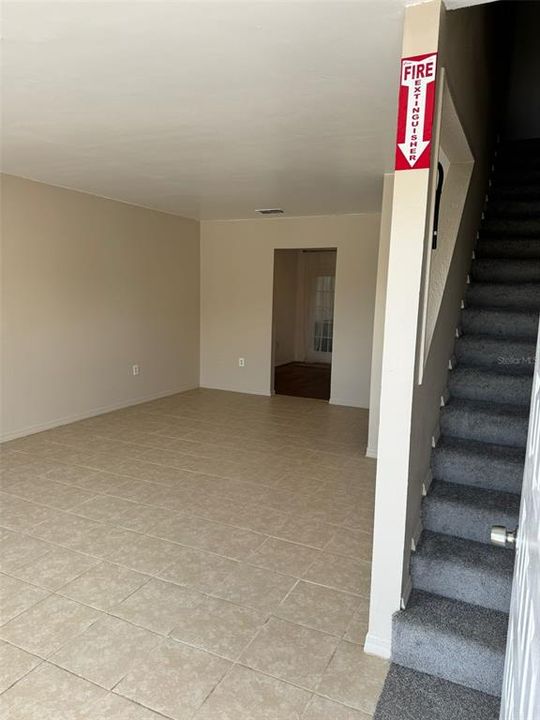 В аренду: $1,400 (2 спален, 1 ванн, 1236 Квадратных фут)