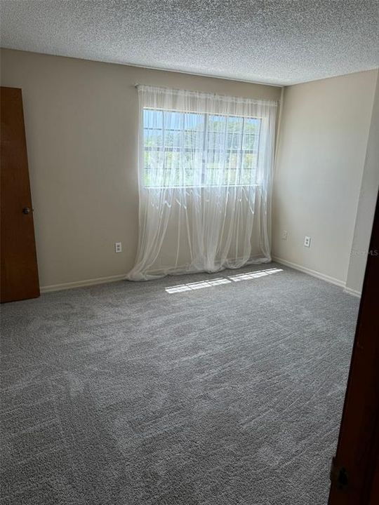 В аренду: $1,400 (2 спален, 1 ванн, 1236 Квадратных фут)