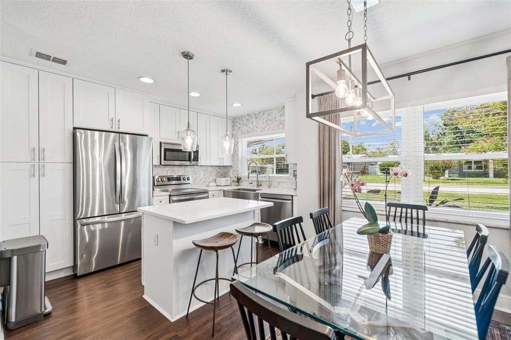 For Sale: $520,000 (3 beds, 2 baths, 1297 Square Feet)