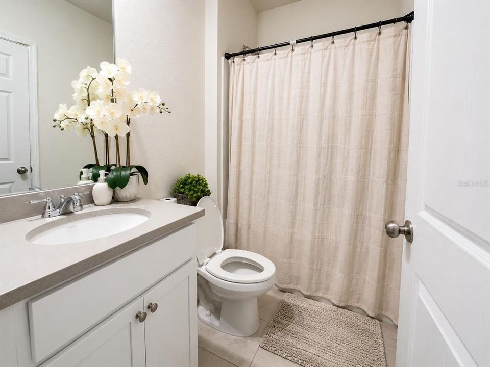 For Sale: $310,000 (3 beds, 2 baths, 1635 Square Feet)