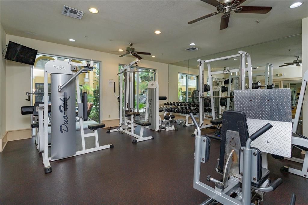 For Rent: $1,625 (1 beds, 1 baths, 751 Square Feet)