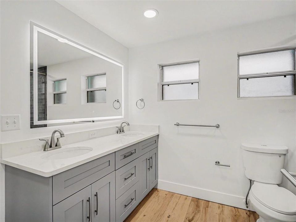 En Venta: $725,000 (3 camas, 2 baños, 2154 Pies cuadrados)