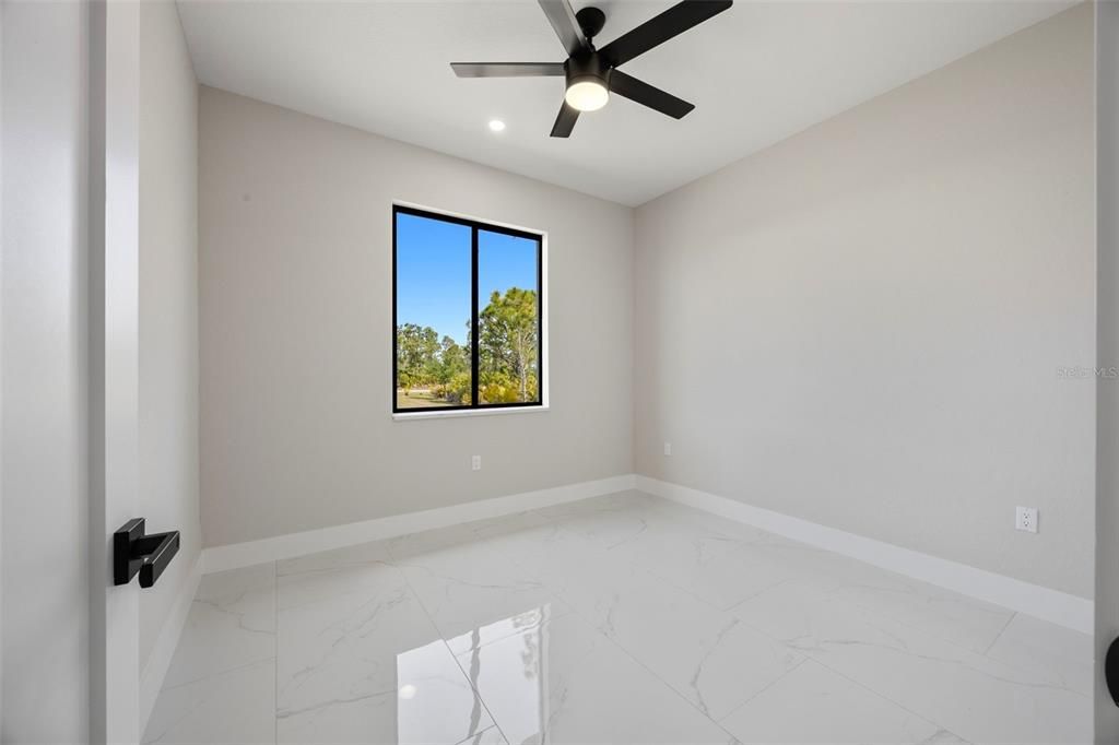 En Venta: $415,000 (3 camas, 2 baños, 1531 Pies cuadrados)