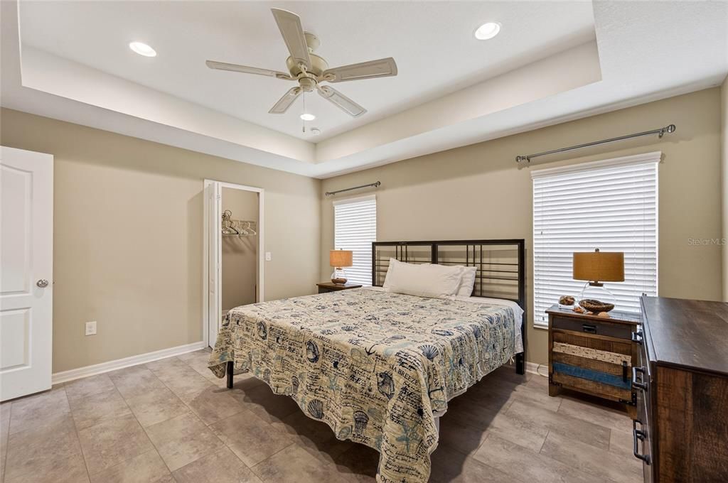For Sale: $309,700 (2 beds, 2 baths, 1255 Square Feet)