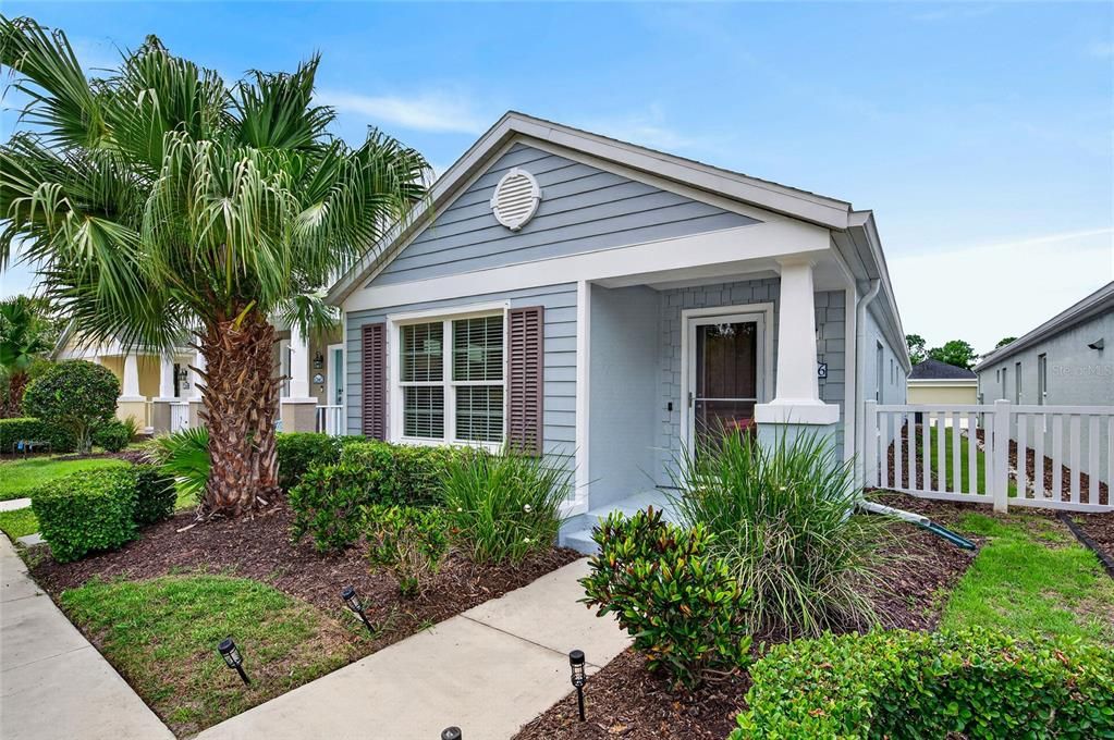 For Sale: $309,700 (2 beds, 2 baths, 1255 Square Feet)
