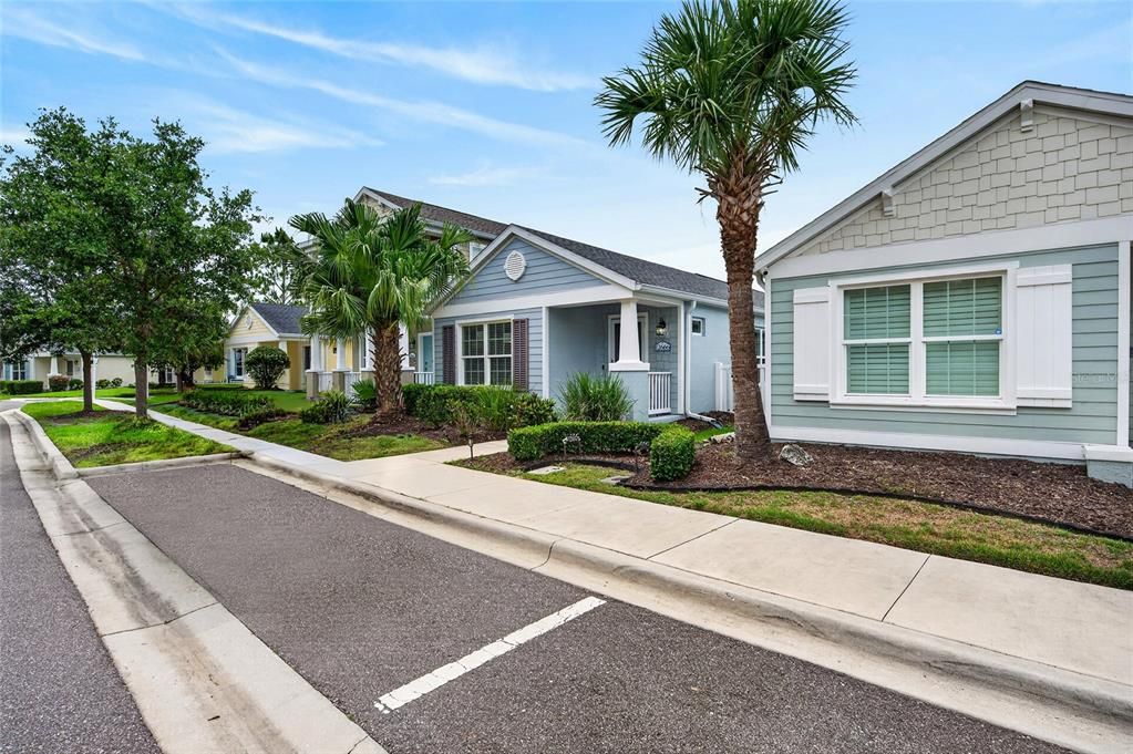 For Sale: $309,700 (2 beds, 2 baths, 1255 Square Feet)