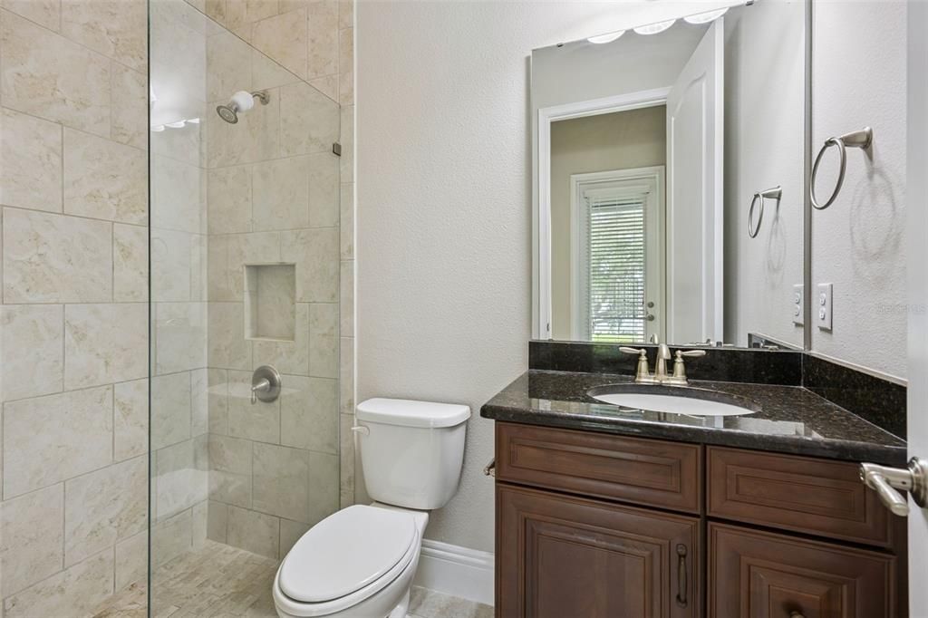 For Sale: $1,895,000 (5 beds, 5 baths, 4641 Square Feet)