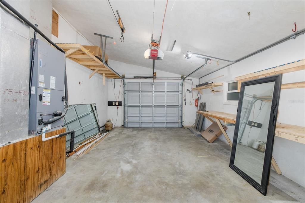 For Rent: $2,500 (2 beds, 1 baths, 1422 Square Feet)