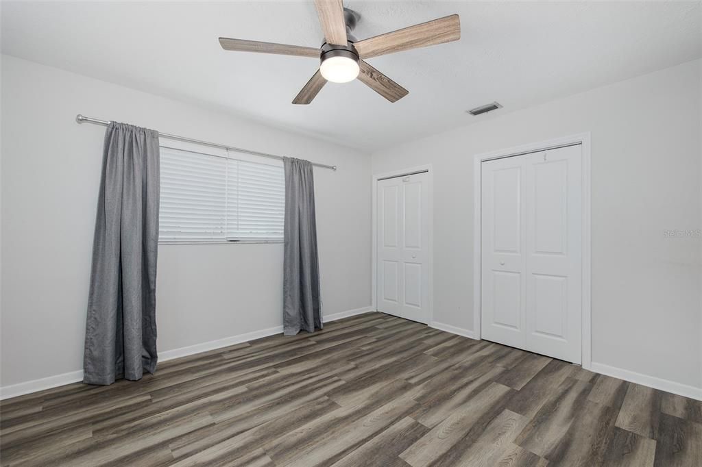 For Rent: $2,500 (2 beds, 1 baths, 1422 Square Feet)