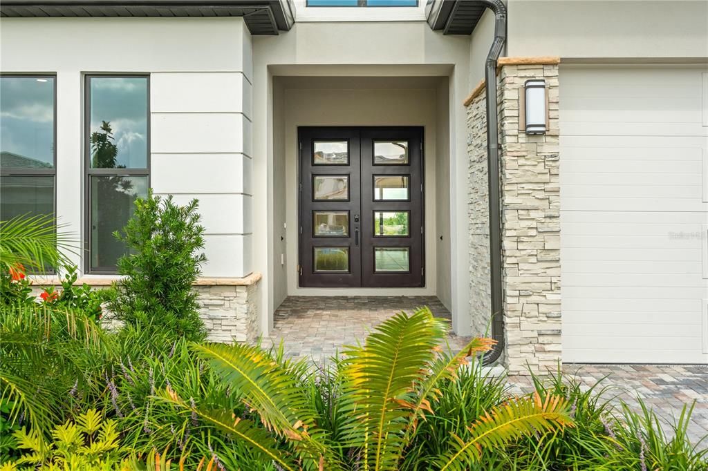 For Sale: $1,199,000 (4 beds, 3 baths, 2828 Square Feet)