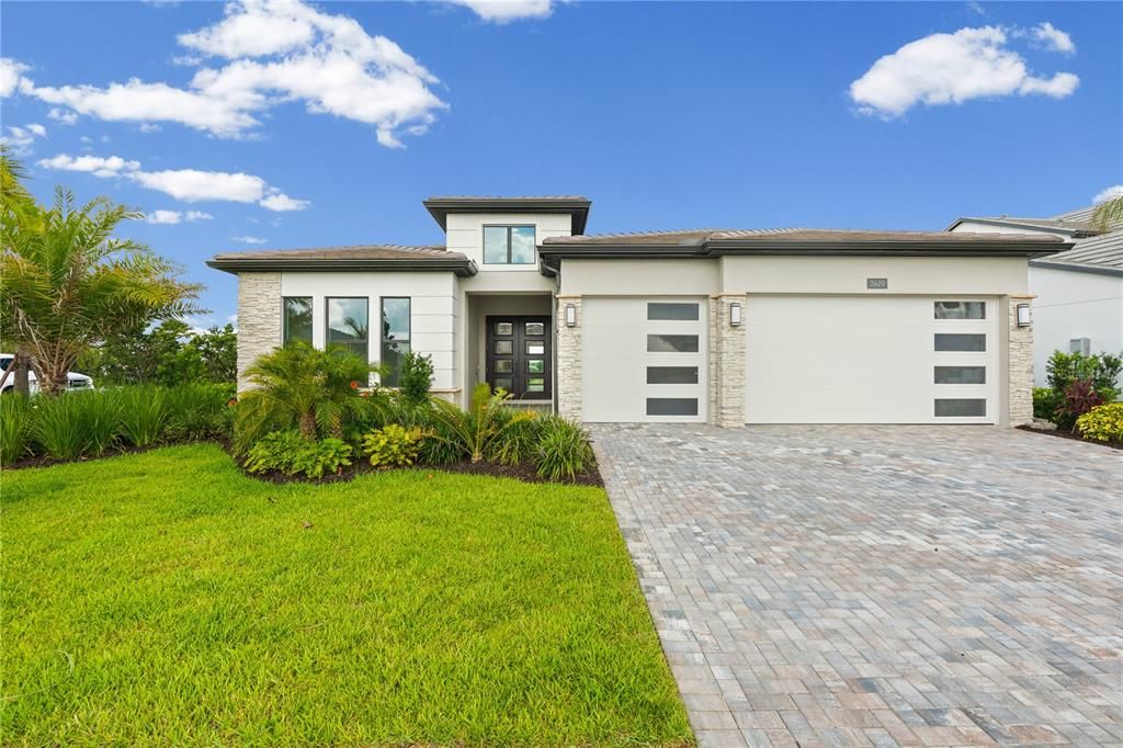 For Sale: $1,199,000 (4 beds, 3 baths, 2828 Square Feet)