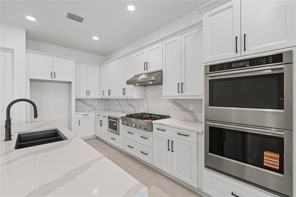 For Sale: $1,199,000 (4 beds, 3 baths, 2828 Square Feet)