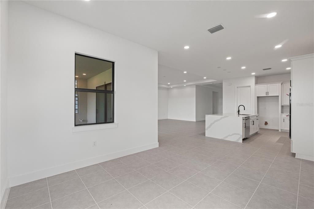 For Sale: $1,199,000 (4 beds, 3 baths, 2828 Square Feet)